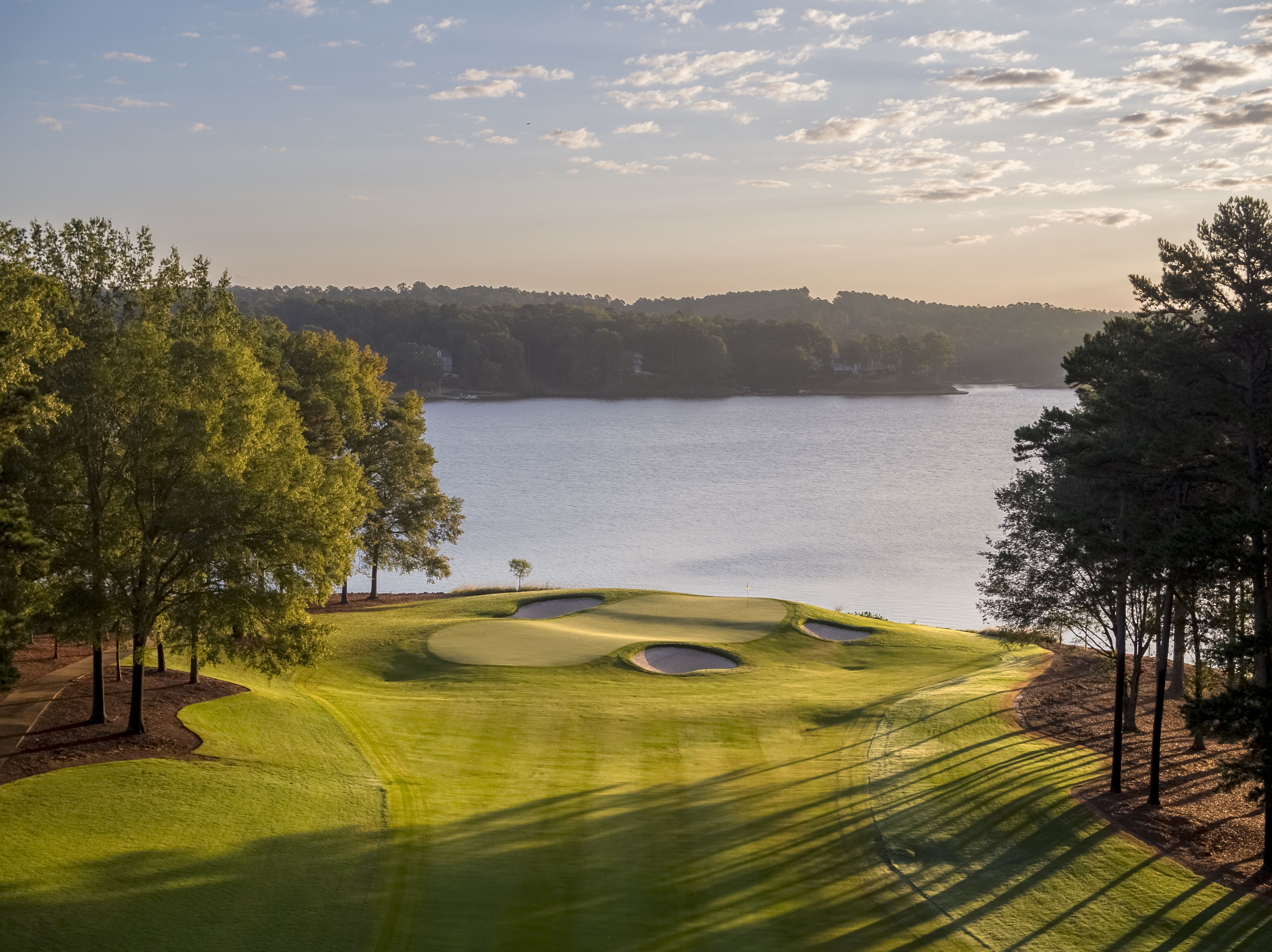 Reynolds Lake Oconee Offers A Relaxed Atmosphere Spectacular Golf 